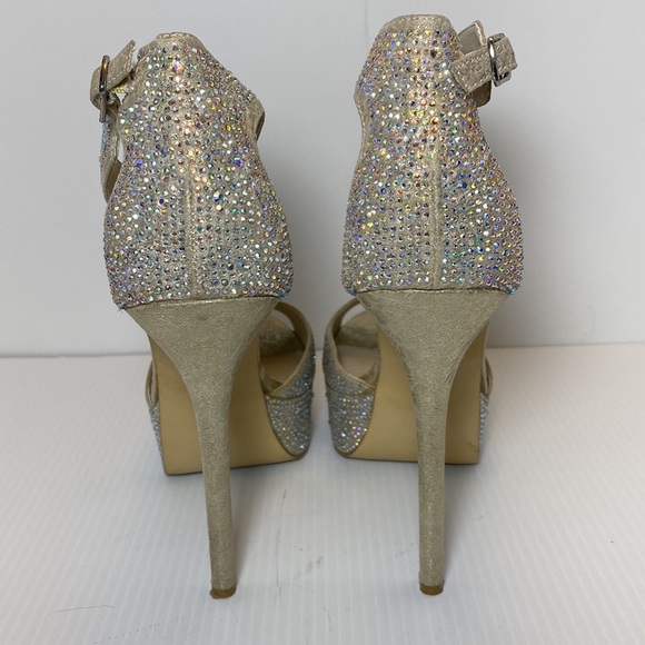 Steve Madden Carrie Platform Pumps - Picture 6 of 7